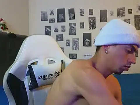 perlman gigolo2 online show from 12/16/24, 07:43