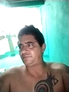 Snapshot of golfodecortes chatting on 02/08/25, 08:42 golfodecortes online show from 02/08/25, 08:42