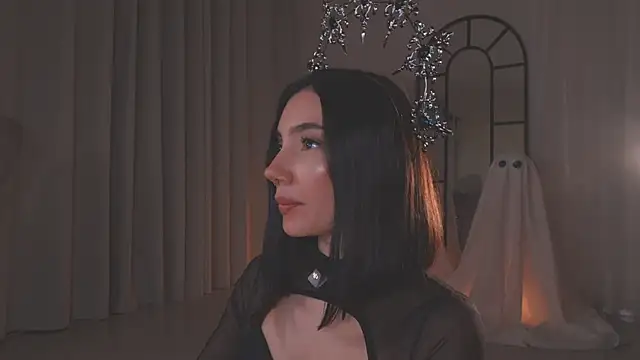 AmyArmstrong online show from 10/11/25, 12:43