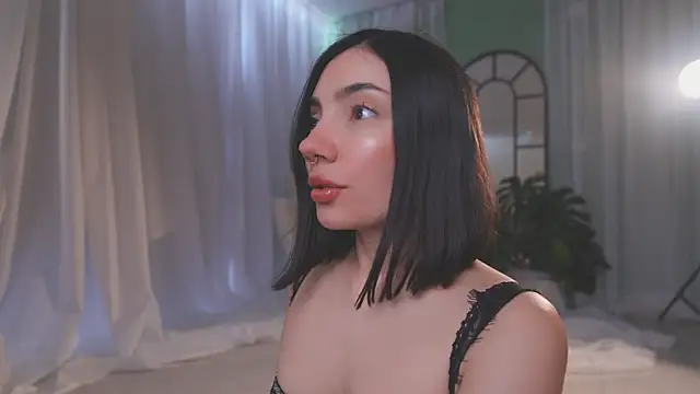 AmyArmstrong online show from 02/12/26, 10:27