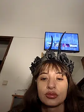 xgabyenlalunax online show from 10/31/25, 08:54