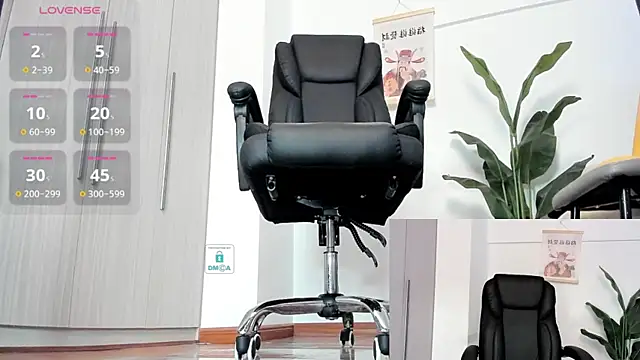 Snapshot of Oo_Kaixin_oO chatting on 03/04/25, 02:06 Oo Kaixin oO online show from 03/04/25, 02:06