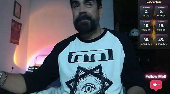 soyelcarlitos  online show from 03/23/25, 08:15