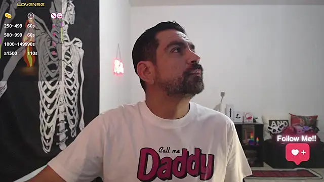 soyelcarlitos  online show from 04/03/26, 04:43