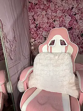 mismialove online show from 03/11/26, 08:09