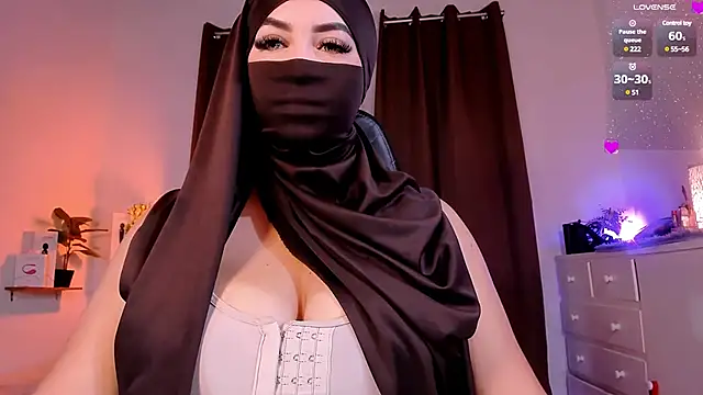 Snapshot of KeishaDanger_ chatting on 02/04/25, 07:55 KeishaDanger online show from 02/04/25, 07:55