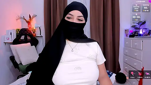 Snapshot of KeishaDanger_ chatting on 02/23/25, 07:28 KeishaDanger online show from 02/23/25, 07:28