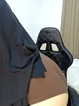 Snapshot of KeishaDanger_ chatting on 03/05/25, 01:31 KeishaDanger online show from 03/05/25, 01:31