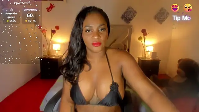 Snapshot of Miagrace chatting on 11/10/25, 10:20 Miagrace online show from 11/10/25, 10:20