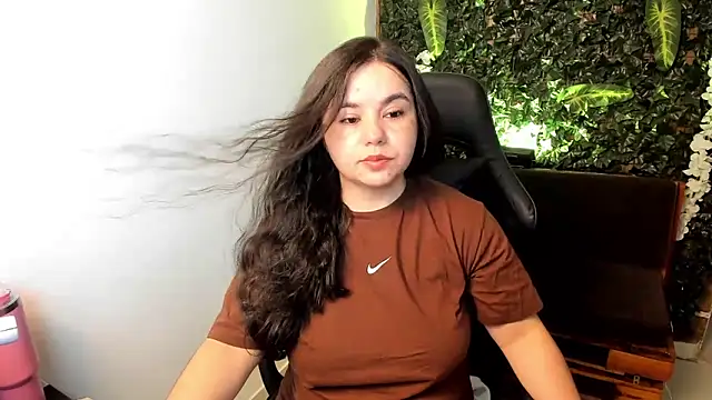 ainohacarter 89 online show from 03/18/25, 10:57