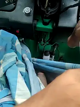 Kolkata   Boy online show from 12/19/24, 02:01