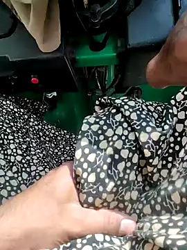 Kolkata   Boy online show from 12/29/24, 03:54