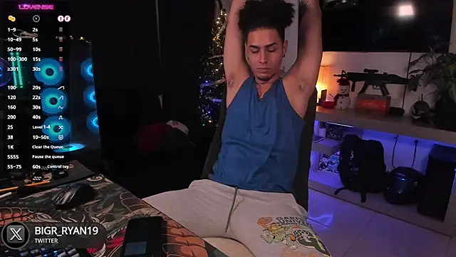 bigryann23 online show from 12/21/24, 03:25