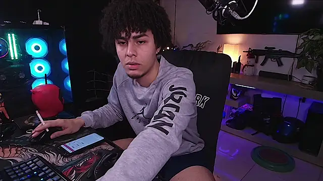 bigryann23 online show from 12/28/24, 07:11