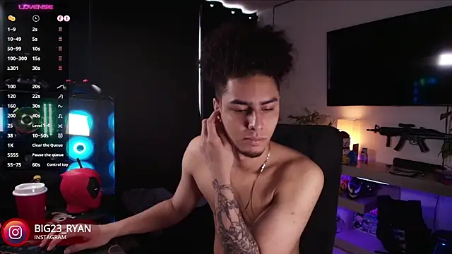 bigryann23 online show from 01/05/25, 09:25