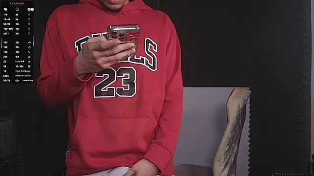 bigryann23 online show from 10/10/25, 12:20