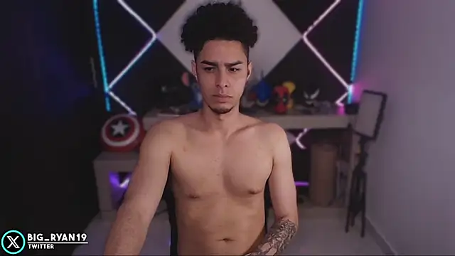 bigryann23 online show from 04/03/26, 02:42