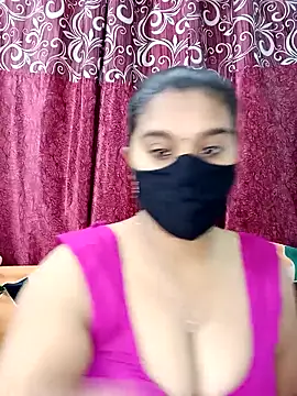 Snapshot of Jasmine_jaaan chatting on 02/05/26, 04:28 Jasmine jaaan online show from 02/05/26, 04:28